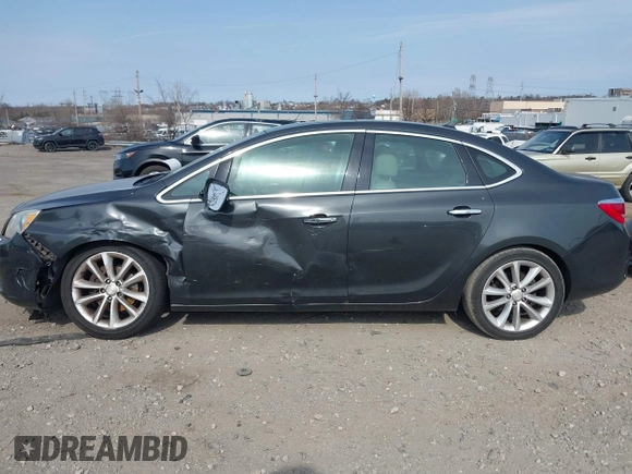 2014 Buick Verano Convenience Group with VIN 1G4PR5SK6E4164381, listed as a IAAI auction lot 41754661 with Not Provided miles. Bid and sale history available at carsss.com. Image 13.