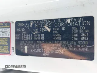 2016 Kia Soul with VIN KNDJN2A21G7840324, listed as a IAAI auction lot 41641329 with 113,801 mi miles. Bid and sale history available at carsss.com. Image 9.