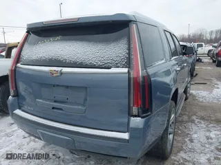 2015 Cadillac Escalade Luxury with VIN 1GYS3MKJ2FR654512, listed as a IAAI auction lot 41362859 with 173,017 mi miles. Bid and sale history available at carsss.com. Image 4.