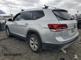 2018 Volkswagen Atlas S with VIN 1V2AP2CA2JC536673, listed as a Copart auction lot 49325125 with 134,248 mi miles and Clean title. Bid and sale history available at DreamBid. Image 2.