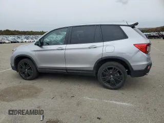 2021 Honda Passport Sport with VIN 5FNYF8H21MB031691, listed as a Copart auction lot 41440845 with 32,366 mi miles and Salvage title. Bid and sale history available at DreamBid. Image 2.
