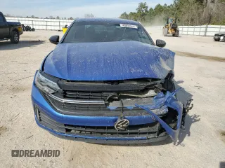 2024 Volkswagen Jetta Sport z VIN 3VWBM7BU8RM007601, wystawiony jako Copart lot #49844635 z przebiegiem 16 444 mil mil oraz Szkoda całkowita • Salvage title. Historia ofert i sprzedaży dostępna na DreamBid. Obrazek 5.