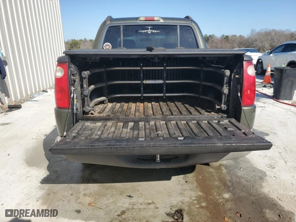 2001 Ford Explorer Sport Trac with VIN 1FMZU67E11UB85553, listed as a Copart auction lot 43657605 with 285,404 mi miles and Salvage Title. Bid and sale history available at carsss.com. Image 6.