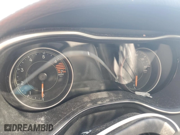 2020 Jeep Cherokee Limited z VIN 1C4PJLDB9LD557138, wystawiony jako Copart lot #57452705 z przebiegiem Nie podano mil oraz Nie do naprawy • Non repairable. Historia ofert i sprzedaży dostępna na DreamBid. Obrazek 9.