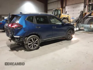 2019 Nissan Rogue SL with VIN 5N1AT2MV6KC784646, listed as a IAAI auction lot 41359980 with 99,507 mi miles. Bid and sale history available at carsss.com. Image 4.