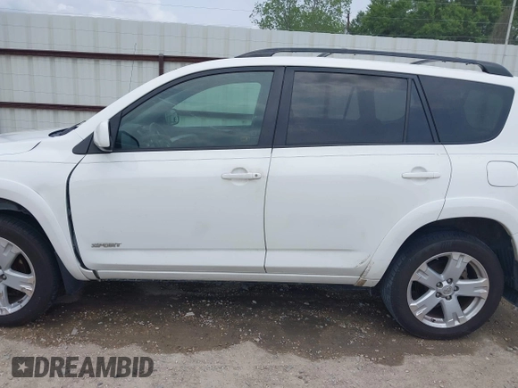 2006 Toyota RAV4 Sport with VIN JTMZK32V266000101, listed as a IAAI auction lot 42067422 with 171,545 mi miles and . Bid and sale history available at DreamBid. Image 15.