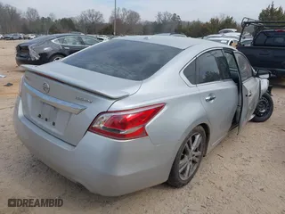 2013 Nissan Altima 3.5 SL with VIN 1N4BL3AP5DC162522, listed as a IAAI auction lot 41684332 with 161,423 mi miles. Bid and sale history available at carsss.com. Image 4.