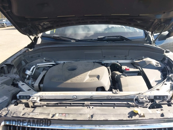 2016 Volvo XC90 Momentum with VIN YV4102XK7G1073911, listed as a IAAI auction lot 42053561 with 77,620 mi miles. Bid and sale history available at carsss.com. Image 10.