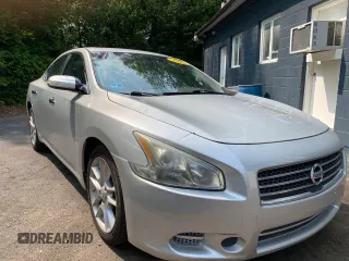 2011 Nissan Maxima SV z VIN 1N4AA5AP1BC868767, wystawiony jako Copart lot #60898965 z przebiegiem 119 283 mil mil oraz Czysty tytuł • Clean title. Historia ofert i sprzedaży dostępna na DreamBid. Obrazek 1.