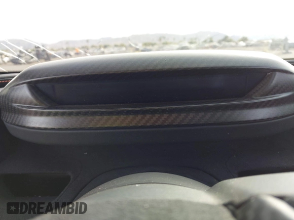 2021 McLaren 765LT z VIN SBM14RCA3MW765344, wystawiony jako IAAI lot #40934179 z przebiegiem 10 900 mil mil oraz . Historia ofert i sprzedaży dostępna na DreamBid. Obrazek 7.