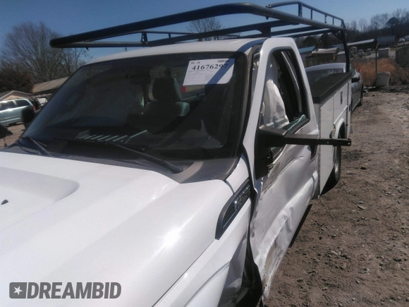 2016 Ford Super Duty F-250 SRW XL with VIN 1FDBF2A63GED32223, listed as a IAAI auction lot 41676297 with 160,239 mi miles. Bid and sale history available at carsss.com. Image 21.