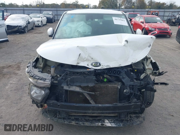 2020 Kia Soul S with VIN KNDJ23AU6L7735062, listed as a IAAI auction lot 40729662 with 100,546 mi miles and . Bid and sale history available at DreamBid. Image 6.