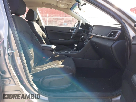 2017 Kia Optima LX with VIN 5XXGT4L32HG168901, listed as a IAAI auction lot 41775573 with 80,956 mi miles. Bid and sale history available at carsss.com. Image 5.