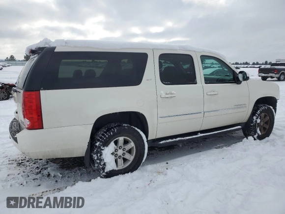 2014 GMC Yukon XL SLT with VIN 1GKS2KE78ER151549, listed as a Copart auction lot 44028675 with 176,209 mi miles and Salvage Title. Bid and sale history available at carsss.com. Image 3.