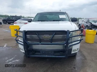 2008 Chevrolet Silverado 1500 1LT with VIN 2GCEC19J981115436, listed as a IAAI auction lot 42064054 with 168,585 mi miles and . Bid and sale history available at DreamBid. Image 12.