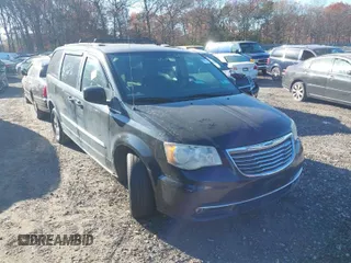2012 Chrysler Town & Country Touring z VIN 2C4RC1BG8CR423062, wystawiony jako IAAI lot #40880299 z przebiegiem 195 418 mil mil oraz . Historia ofert i sprzedaży dostępna na DreamBid. Obrazek 1.