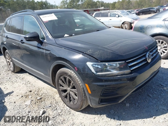 2018 Volkswagen Tiguan SEL with VIN 3VV3B7AX9JM095251, listed as a IAAI auction lot 41871121 with 59,000 mi miles and . Bid and sale history available at DreamBid. Image 1.