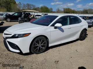 2023 Toyota Camry SE with VIN 4T1G11AK5PU100627, listed as a Copart auction lot 49929385 with 30,427 mi miles and Clean Title. Bid and sale history available at carsss.com. Image 1.