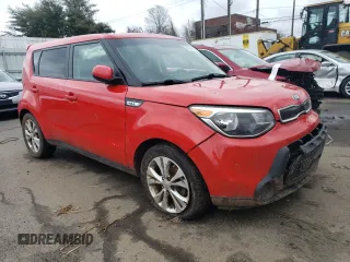 2015 Kia Soul + with VIN KNDJP3A56F7772546, listed as a Copart auction lot 46085844 with 147,874 mi miles and Non Repairable. Bid and sale history available at carsss.com. Image 4.