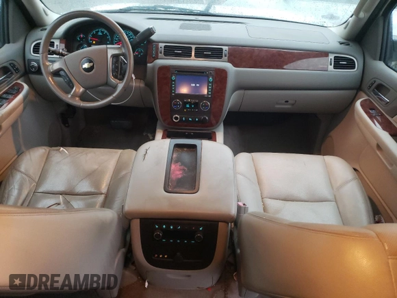 2009 Chevrolet Suburban LTZ with VIN 1GNFC36019J122990, listed as a Copart auction lot 79067174 with 167,632 mi miles and Salvage title. Bid and sale history available at DreamBid. Image 8.