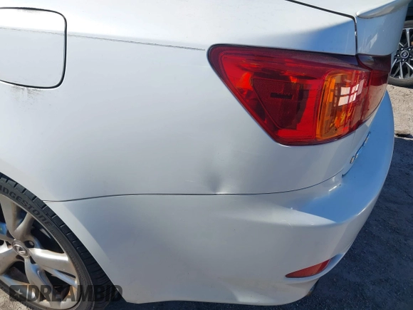 2009 Lexus IS 250 with VIN JTHBK262495093692, listed as a IAAI auction lot 41779640 with 195,379 mi miles. Bid and sale history available at carsss.com. Image 6.