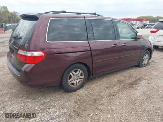 2007 Honda Odyssey EX-L with VIN 5FNRL38677B439359, listed as a IAAI auction lot 42014504 with 175,114 mi miles. Bid and sale history available at carsss.com. Image 4.