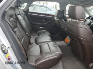 2008 Audi A8 4.2L z VIN WAUMV94E48N015819, wystawiony jako Copart lot #87915815 z przebiegiem 196 018 mil mil oraz Czysty tytuł • Clean title. Historia ofert i sprzedaży dostępna na DreamBid. Obrazek 10.