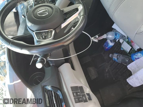 2019 Acura RDX Technology with VIN 5J8TC1H56KL005233, listed as a Copart auction lot 53622235 with 51,702 mi miles and Salvage title. Bid and sale history available at DreamBid. Image 8.