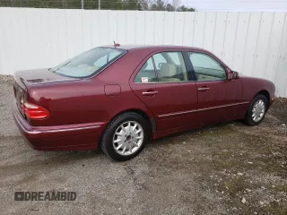 2002 Mercedes-Benz E-Class with VIN WDBJF82J72X062639, listed as a Copart auction lot 43510205 with 147,587 mi miles and Clean Title. Bid and sale history available at carsss.com. Image 3.