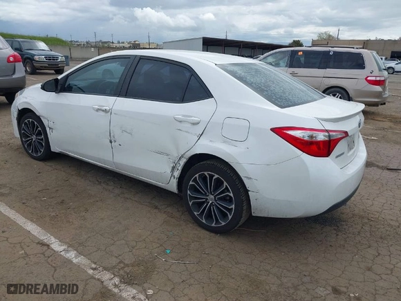 2016 Toyota Corolla L with VIN 5YFBURHE8GP464848, listed as a IAAI auction lot 41914720 with 181,214 mi miles. Bid and sale history available at carsss.com. Image 3.