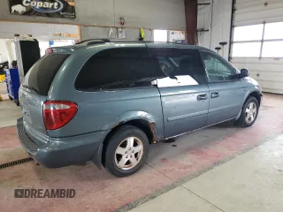 2007 Dodge Grand Caravan SXT with VIN 2D4GP44L97R180393, listed as a Copart auction lot 54700215 with 71,641 mi miles and Clean Title. Bid and sale history available at DreamBid. Image 3.