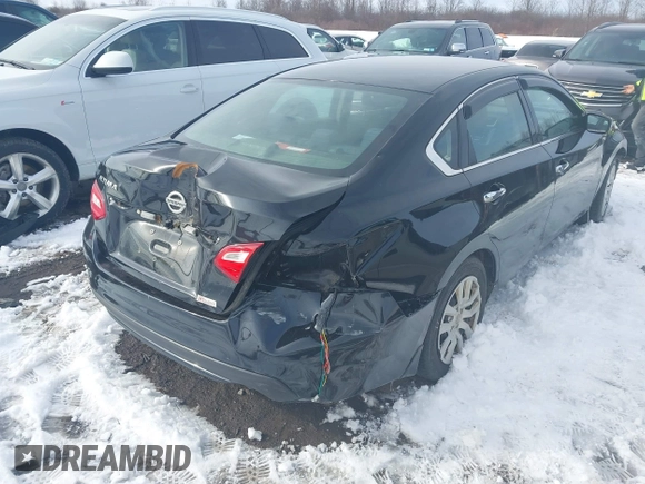 2017 Nissan Altima SV with VIN 1N4AL3AP6HC485933, listed as a IAAI auction lot 41694255 with 140,251 mi miles and . Bid and sale history available at carsss.com. Image 4.