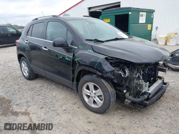 2017 Chevrolet Trax LT with VIN 3GNCJLSB3HL285082, listed as a IAAI auction lot 41934645 with 9,203 mi miles. Bid and sale history available at carsss.com. Image 1.