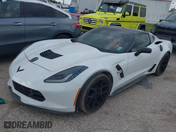 2017 Chevrolet Corvette Grand Sport 2LT z VIN 1G1YY2D77H5117595, wystawiony jako IAAI lot #40302949 z przebiegiem Nie podano mil oraz . Historia ofert i sprzedaży dostępna na DreamBid. Obrazek 17.