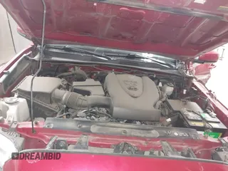2018 Toyota Tacoma SR with VIN 3TMCZ5AN0JM166978, listed as a IAAI auction lot 41936143 with 129,674 mi miles. Bid and sale history available at carsss.com. Image 10.