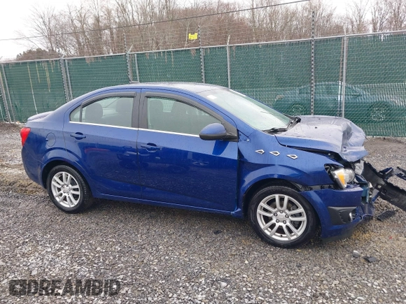 2013 Chevrolet Sonic LT with VIN 1G1JC5SH9D4251652, listed as a IAAI auction lot 41795018 with 45,268 mi miles and . Bid and sale history available at DreamBid. Image 13.