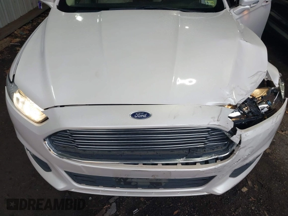 2013 Ford Fusion SE Hybrid with VIN 3FA6P0LU1DR357428, listed as a IAAI auction lot 41153491 with 153,738 mi miles. Bid and sale history available at carsss.com. Image 10.