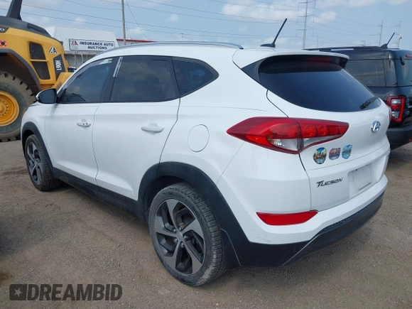 2016 Hyundai Tucson Limited with VIN KM8J33A2XGU030795, listed as a IAAI auction lot 42108969 with 117,418 mi miles. Bid and sale history available at carsss.com. Image 3.