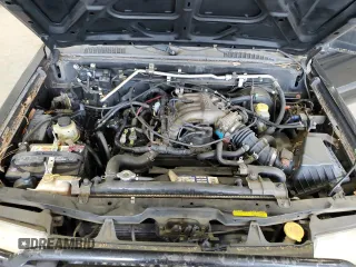 2001 Nissan Xterra XE with VIN 5N1ED28T41C558773, listed as a Copart auction lot 51029065 with 312,254 mi miles and Clean Title. Bid and sale history available at DreamBid. Image 12.
