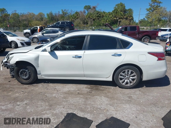2014 Nissan Altima 2.5 S with VIN 1N4AL3AP6EN365081, listed as a IAAI auction lot 41770478 with 188,852 mi miles. Bid and sale history available at carsss.com. Image 14.