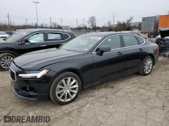 2017 Volvo S90 Momentum with VIN YV1A22MK4H1012268, listed as a Copart auction lot 44632965 with 28,505 mi miles and Salvage Title. Bid and sale history available at carsss.com. Image 1.