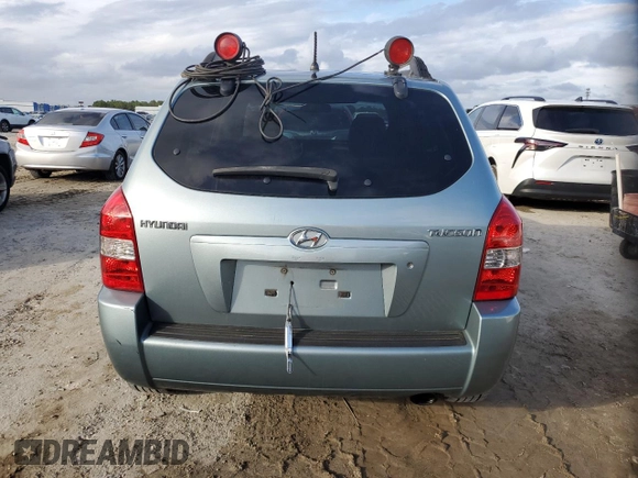 2008 Hyundai Tucson GLS with VIN KM8JM12B98U734567, listed as a Copart auction lot 79539044 with 193,738 mi miles and Salvage Title. Bid and sale history available at carsss.com. Image 6.
