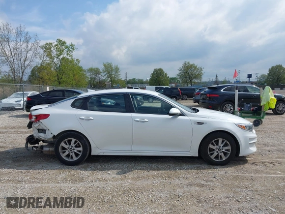 2018 Kia Optima S с VIN 5XXGT4L33JG198575, выставлен на аукционе IAAI как лот 42165133 с пробегом 44 808 миль миль и . История ставок и продаж доступна на DreamBid. Изображение 13.
