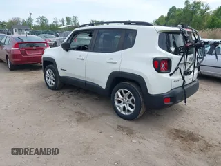 2018 Jeep Renegade Sport with VIN ZACCJBABXJPJ38577, listed as a IAAI auction lot 42112944 with 139,439 mi miles. Bid and sale history available at carsss.com. Image 3.
