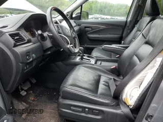 2018 Honda Ridgeline RTL-T z VIN 5FPYK3F65JB003934, wystawiony jako Copart lot #55588265 z przebiegiem 67 648 mil mil oraz Szkody całkowita. Historia ofert i sprzedaży dostępna na DreamBid. Obrazek 7.