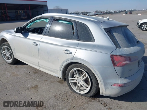 2018 Audi Q5 Premium with VIN WA1ANAFY4J2118996, listed as a IAAI auction lot 41798898 with 136,252 mi miles and . Bid and sale history available at DreamBid. Image 3.