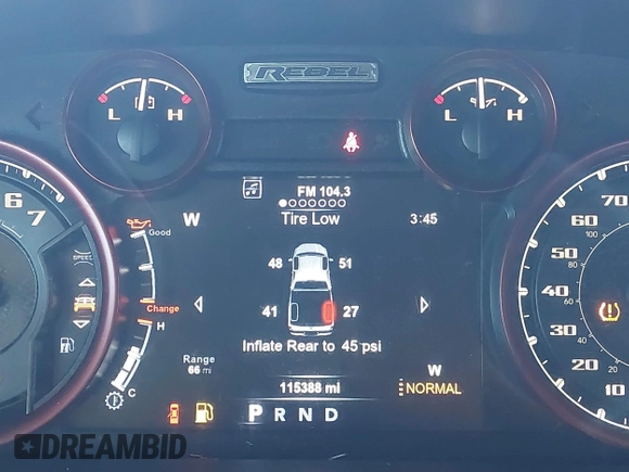 2017 Ram 1500 Rebel z VIN 1C6RR7YT9HS595619, wystawiony jako IAAI lot #41892988 z przebiegiem 115 388 mil mil oraz . Historia ofert i sprzedaży dostępna na DreamBid. Obrazek 7.