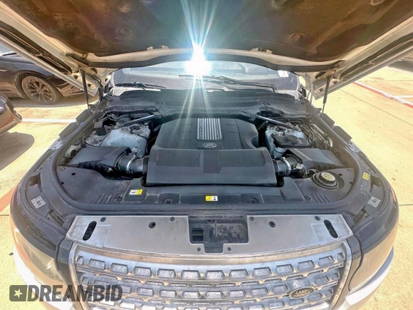 2016 Land Rover Range Rover Supercharged with VIN SALGS2EF4GA317214, listed as a Copart auction lot 66235675 with 105,629 mi miles and Clean title. Bid and sale history available at DreamBid. Image 7.