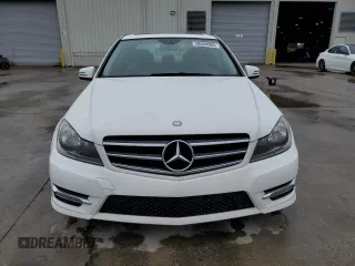 2014 Mercedes-Benz C 250 Sport with VIN WDDGF4HB3EA934865, listed as a Copart auction lot 58044965 with 127,958 mi miles and Salvage title. Bid and sale history available at DreamBid. Image 5.