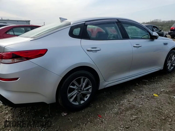 2020 Kia Optima LX z VIN 5XXGT4L37LG427763, wystawiony jako Copart lot #54262455 z przebiegiem 26 965 mil mil oraz Szkoda całkowita • Salvage title. Historia ofert i sprzedaży dostępna na DreamBid. Obrazek 13.
